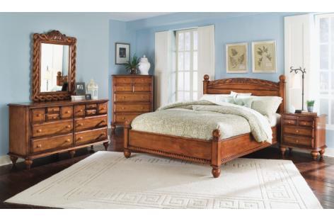 Lake Cottage Honey Pine 5-PC King Bedroom Package