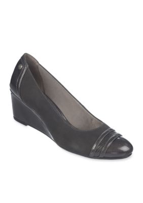 Discount Womens Shoes | Belk - Everyday Free Shipping