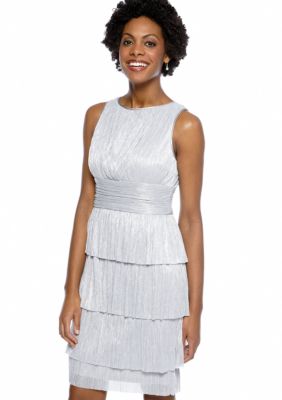 Maggy London Sleeveless Pleated Dress