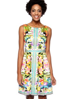 Maggy London Petite Sleeveless Fit and Flare Dress