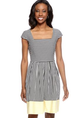 Ivy & Blu/maggy boutique Cap-Sleeved A-Line Dress