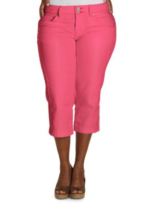 Levi's Plus Size 542 Levi's Capri in Tulip Pink