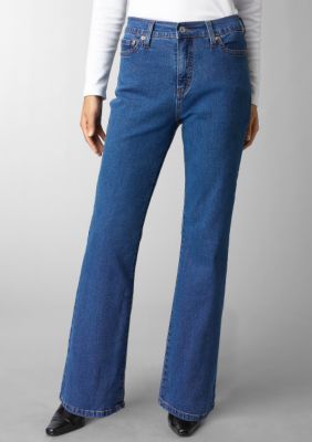Levi's&reg; Petite 512 Perfectly Slimming Boot Cut Jeans