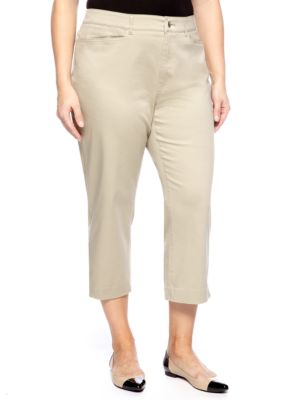 Madison Plus Size Solid Capri Pant
