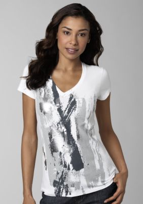 Kenneth Cole New York V-Neck Vertical Strokes Print Tee