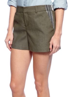 A Byer Solid Shorts with Printed Pockets