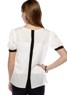 A Byer Short-Sleeve Button Back Top with Chest Pocket
