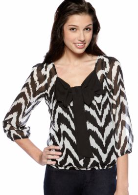 A Byer Bow Top Squiggle