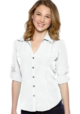 A Byer Three-Quarter Sleeve Button Front Top