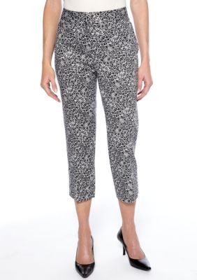 Rafaella Form + Function White Bloom Printed Classic Fit Capri