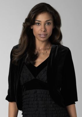 ND&reg; New Directions Velvet Shrug