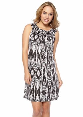 New Directions Petite Printed Dress with Circle Neckline
