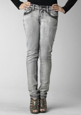Wallflower Fleur De Lis Back Pocket Blast Skinny Jean