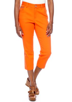 Skye's the Limit Zip Pocket Capri
