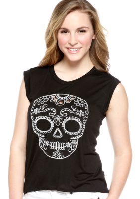 Almost Famous Skull Cut Out High Low Tee