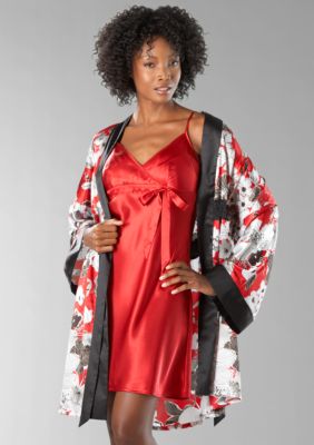 Ivy & Annabelle Beauty Satin Wrap