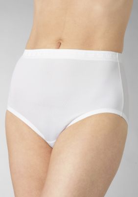 Vanity Fair&reg; Perfectly Smooth Moves Brief (0013091)