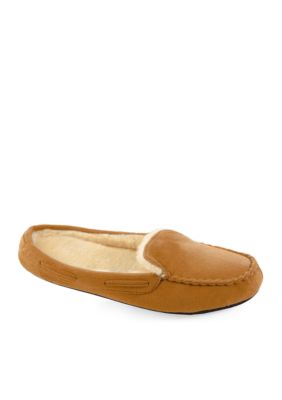 Isotoner Woodlands Hoodback Moccasin