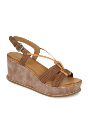 Naya Nalisha Wedge