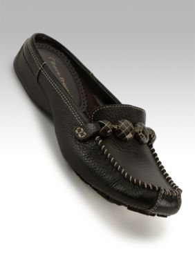 Bare Traps Pathway Mule