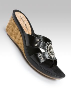 Bare Traps Jordan Wedge