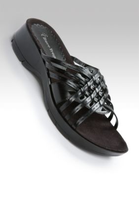 Bare Traps Option Sandal