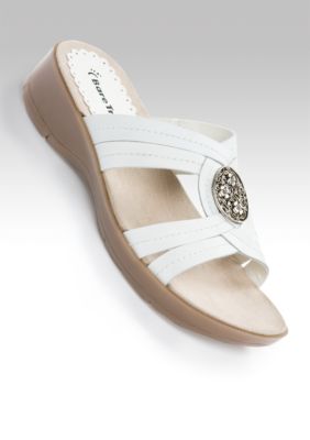 Bare Traps Orca Sandal