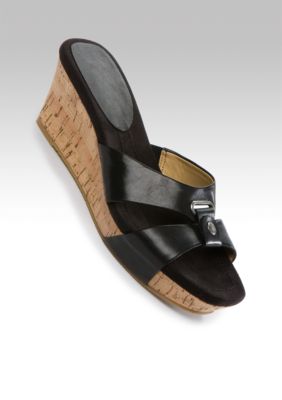 Nine West Mustsee Wedge