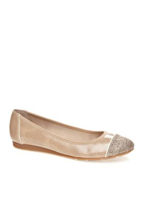 Anne Klein Alaner Flat