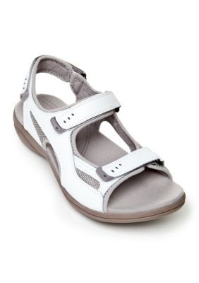clarks belk