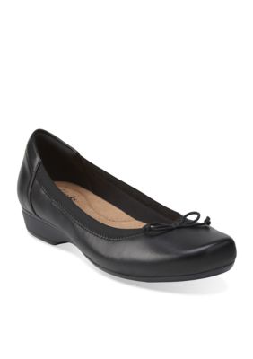 clarks belk