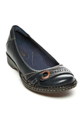 clarks belk