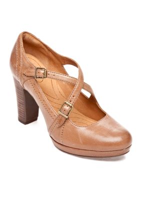 clarks belk