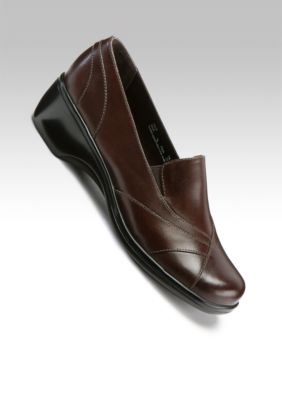 Clarks Blackberry Brown