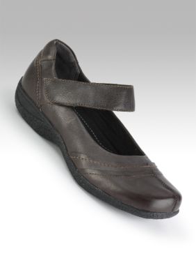 Clarks Oak Bluff