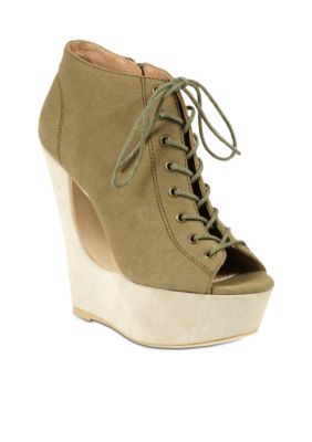 Steve Madden Dylonn Platform Wedge