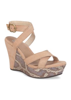 UGG Australia Ariah Wedge