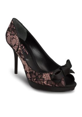 Nina Falyn Pump