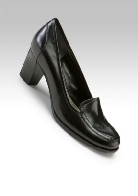 Bandolino Soroca Slip On