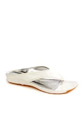 Kenneth Cole Reaction WaterPark Thong