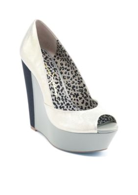 Jessica Simpson Leelo Wedge
