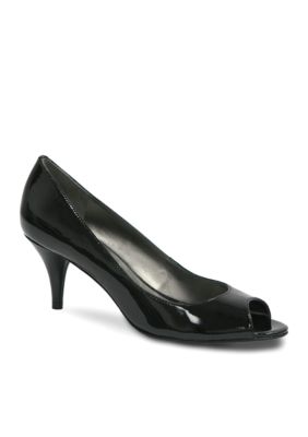 Tahari Marie Pump