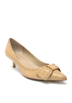 Tahari Marjorie Pump