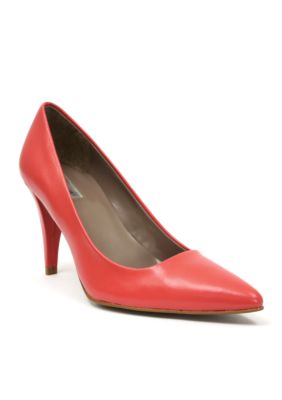 Tahari Alma Pump