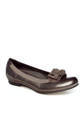 Munro Merrie Flat - Available in Extended Sizes and Widths