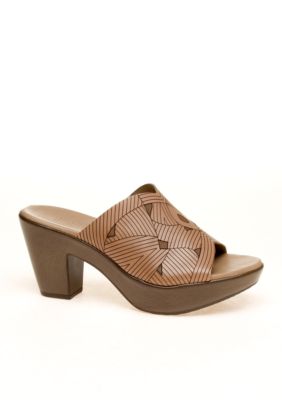Munro Marisa Sandal - Available in Extended Sizes and Widths