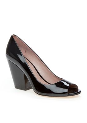 Vince Camuto Shoes