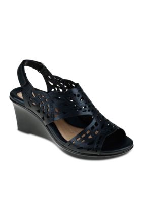 Earth Camellia Too Wedge