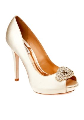 Badgley Mischka Goodie Pump