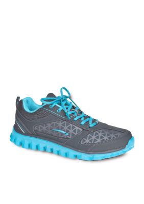 L.A. Gear Fleet Sneaker